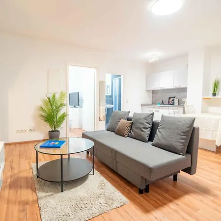 Gemuetliches Naehe Bahnhof Und Hochschule Appartement