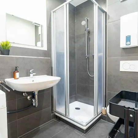 Gemuetliches Naehe Bahnhof Und Hochschule Koblenz (Rhineland-Palatinate)