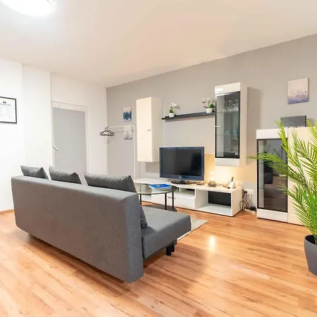 Gemuetliches Naehe Bahnhof Und Hochschule קובלנץ