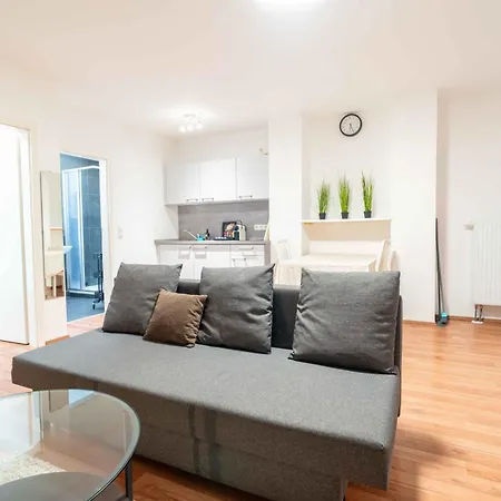 Gemuetliches Naehe Bahnhof Und Hochschule Koblenz (Rhineland-Palatinate)