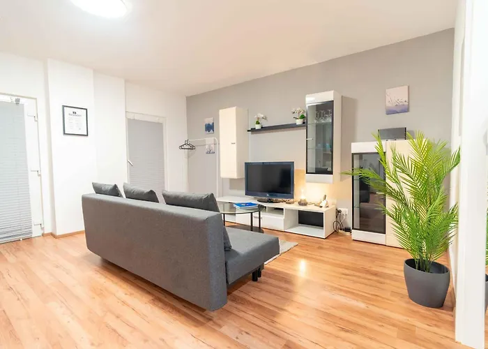 Gemuetliches Naehe Bahnhof Und Hochschule קובלנץ