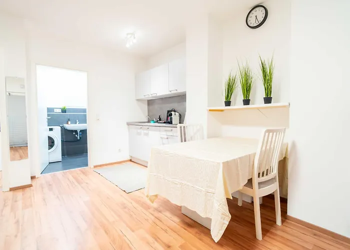 Gemütliches Nähe Bahnhof Und Hochschule *