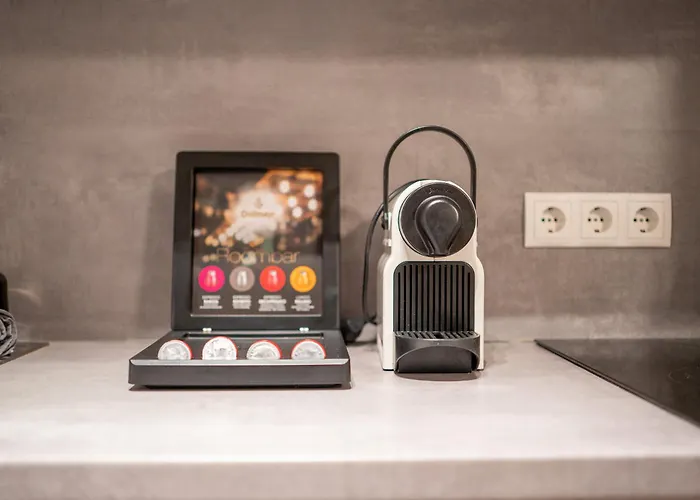 Gemuetliches Naehe Bahnhof Und Hochschule